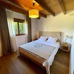 Chalet Kelly, Au Centre Avec Jacuzzi *