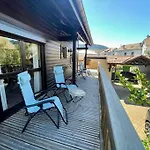 木屋 Chalet Kelly, Au Centre Ville Avec Jacuzzi 热拉梅