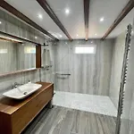 Chalet Kelly, Au Centre Ville Avec Jacuzzi جوراردُميه