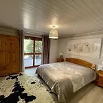 Chalet Kelly, Au Centre Ville Avec Jacuzzi شاليه *