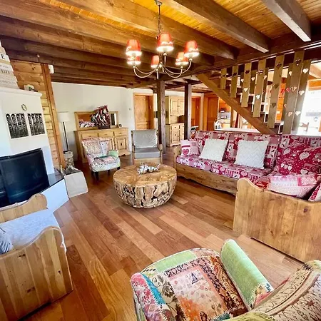 Dağ evi Kelly, Centre / Jacuzzi / Sauna