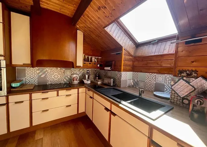 Шале Kelly, Centre / Jacuzzi / Sauna Жерарме