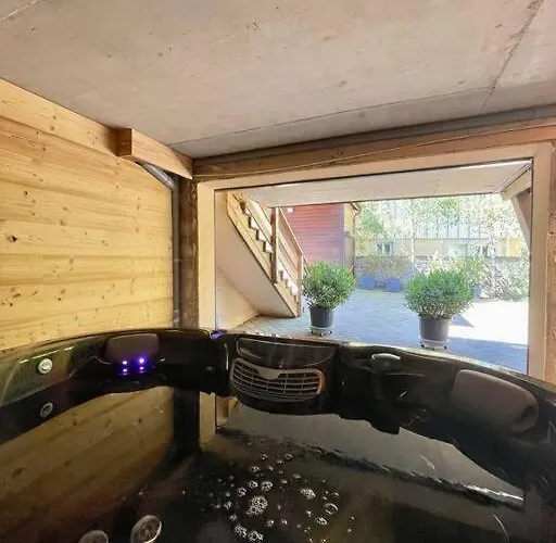 Kelly, Centre / Jacuzzi / Sauna Шале Жерарме