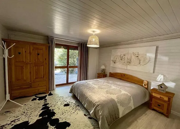 Kelly, Centre / Jacuzzi / Sauna Шале *